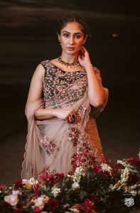 1_deepti-sati-instagram-photos