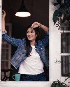 3_deepti-sati-instagram-photos