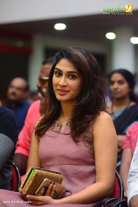 deepti-sati-images-123-01514