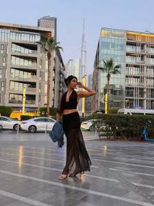 deepti-sati-in-black-fashion-dress-images-002