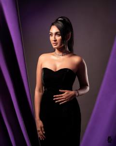deepti-sati-in-black-gown-003