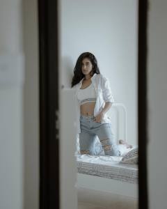 deepti-sati-in-different-outfits-photos-004