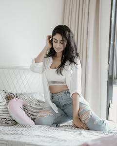 deepti-sati-in-different-outfits-photos-006