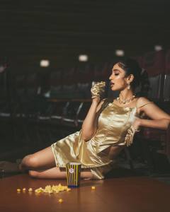 deepti-sati-in-golden-short-dress-pictures-009