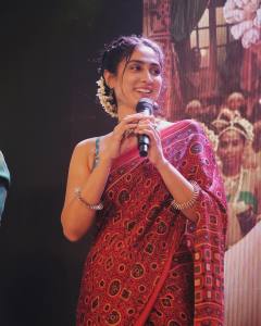 deepti-sati-in-kalamkari-saree-003