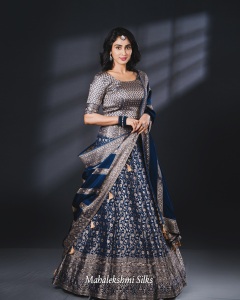 deepti-sati-in-lahanga-photos