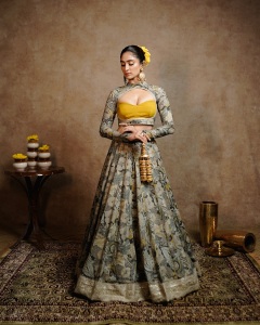 deepti-sati-in-mughal-style-lehenga-dress-photos-012