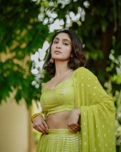 deepti-sati-in-pastel-green-lehenga-photos-011