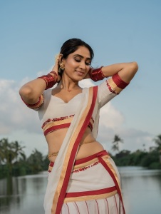 deepti-sati-in-saree-latest-photos-002