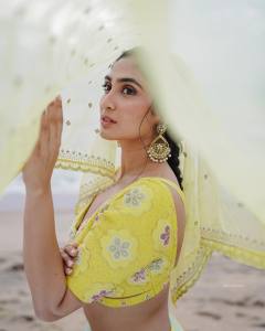 deepti-sati-in-yellow-lehenga-003