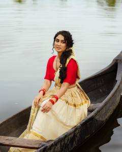 deepti-sati-in-yellow-lehenga-011