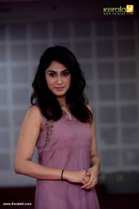 deepti-sati-latest-images-129-00135