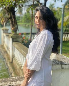 deepti-sati-latest-photoshoot-2021-00-002