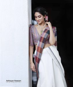 deepti-sati-new-photos-in-saree-001