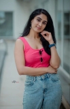 deepti-sati-in-white-top-and-shorts-photos-008