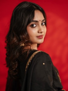 actress-devika-sanjay-latest-photos