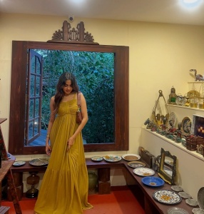 devika-sanjay-goa-trip-outfit-photos-003