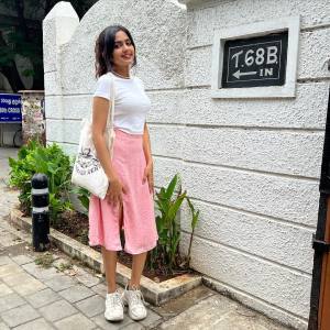 devika-sanjay-in-pink-skirt-and-top