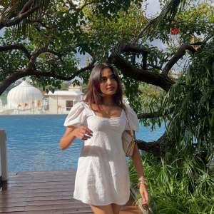devika-sanjay-short-dress-ideas-styling-outfit-photos-009