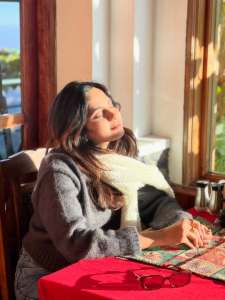 devika-sanjay-short-dress-ideas-styling-outfit-photos-011