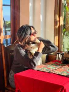 devika-sanjay-short-dress-ideas-styling-outfit-photos-014