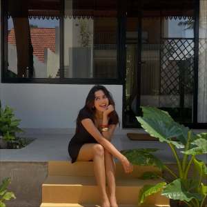 devika-sanjay-short-dress-ideas-styling-outfit-photos