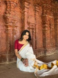 actress-devika-sanjay-latest-photos-008