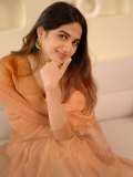 devika-sanjay-in-party-wear-simple-elegant-churidar-designs-photos-001