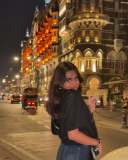 devika-sanjay-in-outing-dress-ideas-photos-004