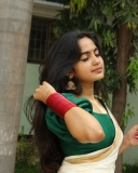 devika-sanjay-in-set-saree-photos-hd-005