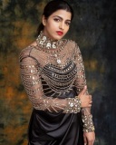 sai-dhanshika-bridal-look-dress-style-photos-014