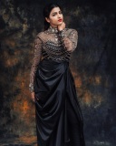 sai-dhanshika-bridal-look-dress-style-photos-016