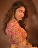 sai-dhanshika-bridal-look-dress-style-photos-030