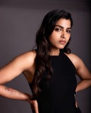 sai-dhanshika-in-black-style-outfit-photos