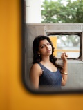 sai-dhanshika-wearing-jeans-material-long-dress-images-011