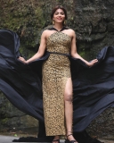 sai-dhanshika-in-wing-cloth-photos-001