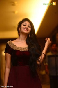 drishya-raghunath-latest-pics-441-00333