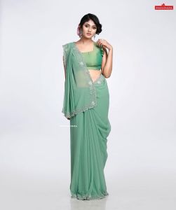 drishya-raghunath-new-photos-0921-001