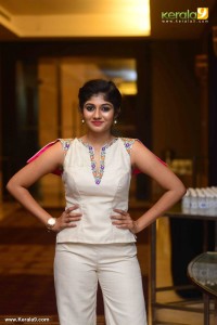 drishya-raghunath-stills-555-00323