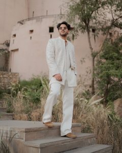 dulquer-salmaan-in-white-outfit-photos-003