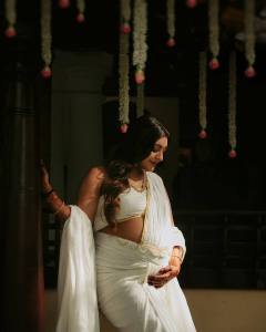durga-krishna-pregnancy-time-photoshoot-photos-008