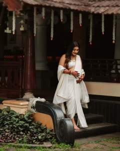 durga-krishna-pregnancy-time-photoshoot-photos-018