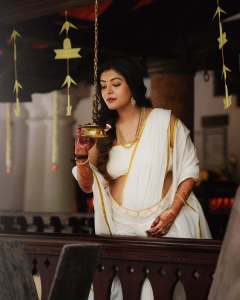 durga-krishna-pregnancy-time-photoshoot-photos-020
