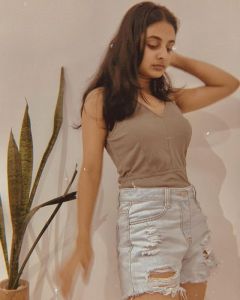1_esther-anil-latest-photoshoot-002