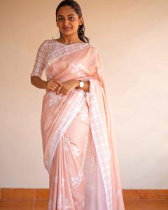 1_esther-anil-saree-photos-002