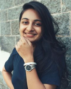 Esther Anil New look photos4512-3