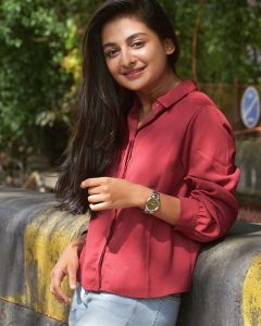 Esther Anil New look photos4512