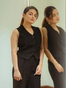 esther-anil-drishyam-look-latest-photos-009