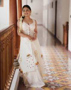 esther-anil-in-latest-trending-outfit-and-makeup-for-function-photos-001