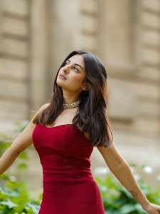 esther-anil-in-maroon-skin-fit-sleeveless-gown-photos-002